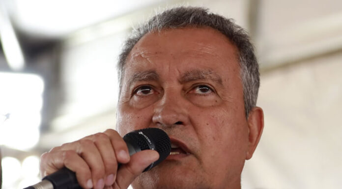 Rui questiona legado de ACM Neto e aponta fragilidades na gestão de Salvador