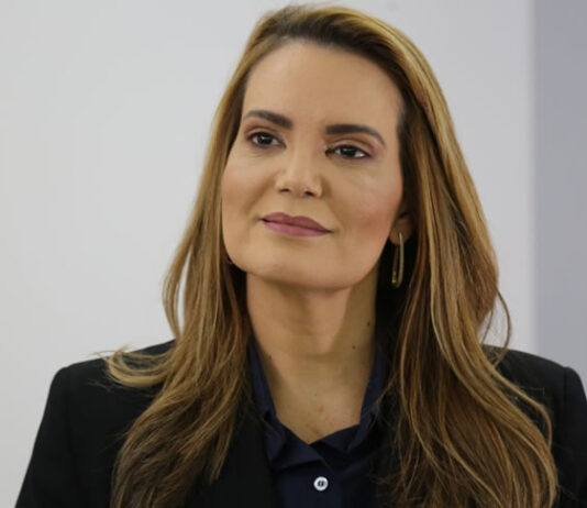 Prefeita Sheila Lemos afirmou que está preparada para compor uma chapa com ACM Neto: ‘Coloquei nome à disposição’