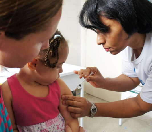 Dia D de mobilização no sábado: Bahia distribui 1,3 milhão de doses da vacina contra influenza para municípios