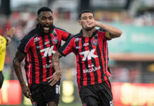 Vitória é letal em jogo com chuva de gols e derrota CRB fora de casa na Copa do Nordeste; Leão brilhou no ataque