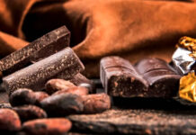 Deputado sugere inclusão de chocolate na merenda escolar da rede estadual da Bahia para incentivar os produtores; veja