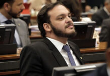 Ex-deputado federal é preso por suspeita de receber R$ 2 milhões de reais para facilitar fuga de detentos na Bahia