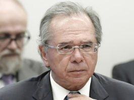 Confira: Paulo Guedes dispara contra o governo Lula e descarta voltar a política mesmo com vitória de Flávio Bolsonaro