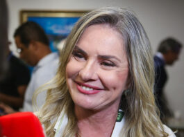 Ivana Bastos ‘fugiu’ da imprensa após sessão na Assembleia Legislativa da BA em meio a especulação sobre vice; veja