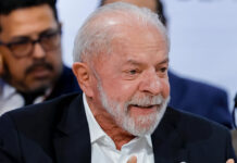 Lula faz reunião nesta quarta para traçar estratégia contra tarifaço de 25% dos EUA