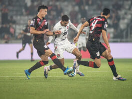 Pela Série A: Vitória abre o placar, joga bem, mas perde por 3×1 para o Athletico-PR com dois no final fora de casa
