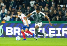 Jejum de oito jogos: Bahia perde para o Coritiba e chega a pior sequência sob o comando do técnico Rogério Ceni