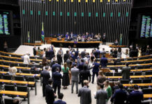 Veja aqui como deputados e senadores da Bahia votaram sobre o veto no PL da Dosimetria e 6 deles estavam ausentes