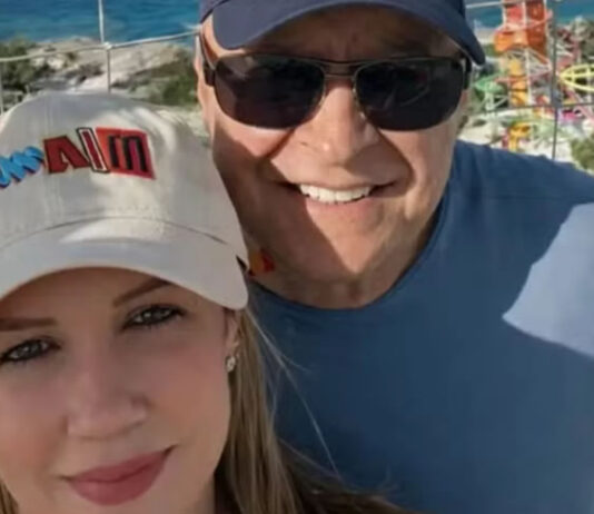 Esposa de desembargador pagou por mansão de R$ 2 milhões com dinheiro vivo após marido liberar chefe do PCC
