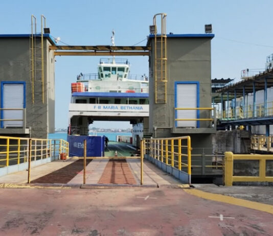 Bahia firma contrato de R$ 89 milhões para aquisição de nova embarcação destinada ao sistema ferry-boat