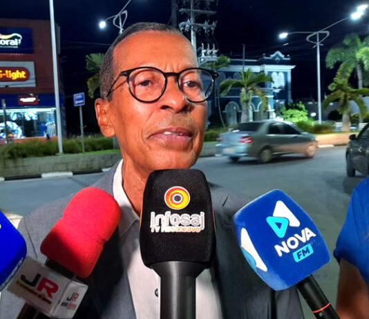 Prefeito Genival Deolino destaca os investimentos na cultura durante reinauguração do Centro Cultural em SAJ e fala da valorização dos artistas e do São João