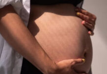 Mães mais velhas e com menos filhos explicam queda da fecundidade na Bahia, aponta levantamento do IBGE