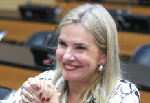 Alba: Data da posse de governadores da Bahia vai ser alterada com PL; mudança foi proposta pela deputada Ivana Bastos