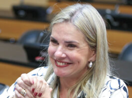 Alba: Data da posse de governadores da Bahia vai ser alterada com PL; mudança foi proposta pela deputada Ivana Bastos