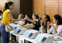 Projeto está na Assembleia Legislativa: Mesários podem passar a ter direito a meia-entrada em eventos na Bahia