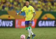 Neymar tem lesão grau 2 confirmada e vira dúvida para estreia na Copa