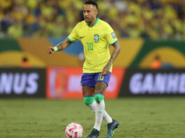 Neymar tem lesão grau 2 confirmada e vira dúvida para estreia na Copa