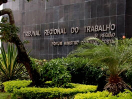 TRT-BA determina indenização para operadora de caixa após mulher ouvir de gerente que ‘era muito homem para ela’