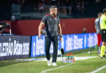 Técnico Jair Ventura cita desgaste físico e mental do elenco, mas avalia ‘all-in’ do Vitória na Copa do Nordeste