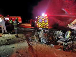 Acidente mata vereador, esposa e filho de 12 anos em rodovia no interior de Goiás; carro ficou irreconhecível