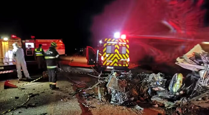 Acidente mata vereador, esposa e filho de 12 anos em rodovia no interior de Goiás; carro ficou irreconhecível