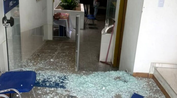 Detento é recapturado após quebrar porta da Câmara de Vereadores e tentar fugir do Tribunal do Júri na Bahia