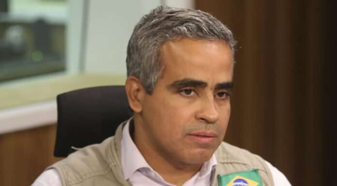 Ex-ministro baiano de Bolsonaro, Bento recebeu repasses de R$ 11 milhões do Master e é filiado ao Republicanos; veja