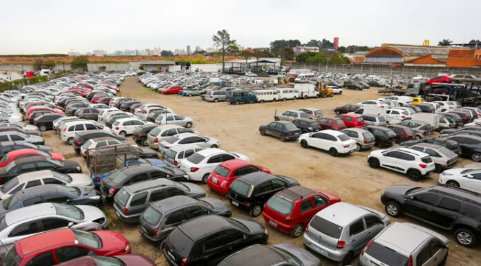 Leilão público do governo do estado tem carros, motos, materiais eletrônicos e outros a partir de R$ 800 reais