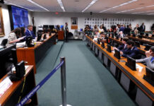 Confira como cada baiano votou na PEC da redução da maioridade penal na CCJ da Câmara dos Deputados