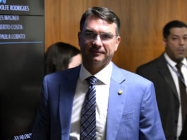 Por causa de atritos, PP e União Brasil não devem apoiar Flávio Bolsonaro nas eleições presidenciais; entenda