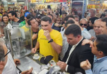 Após ação policial em São Paulo, Flávio Bolsonaro fala em perseguição estatal a ‘Dark Horse’ para influenciar eleições