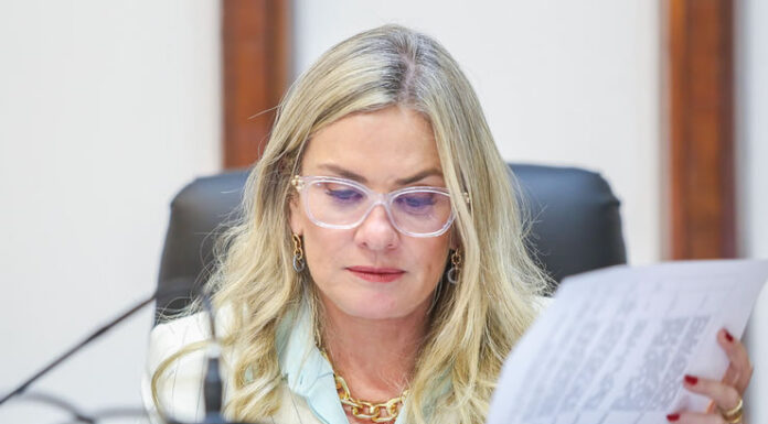 ‘A lei permite’: Ivana Bastos já confirmou que deve tentar reeleição a presidência da Assembleia Legislativa da Bahia; veja