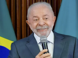 Saiba mais: Em reunião ministerial, Lula cobra equipe sobre entregas antes das eleições e exibe frase: ‘O PIX é do Brasil’