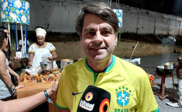 ‘Ditinho tem uma história de vida admirável’, afirma Paulo Câmara durante São João de Santo Antônio de Jesus
