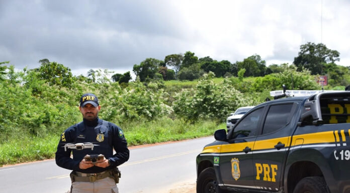Polícia Rodoviária Federal usa drones em fiscalização das estradas na BA; tecnologia usada para captar imagens