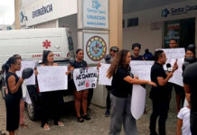 Durante protesto em SAJ, avó de Ludmila, bebê que morreu após complicações no parto, pede melhorias na maternidade e UTI Neonatal; confira a reportagem