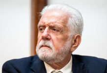 Estive com Daniel Vorcaro apenas duas vezes, diz Jaques Wagner sobre relação com banqueiro e fala sobre CredCesta