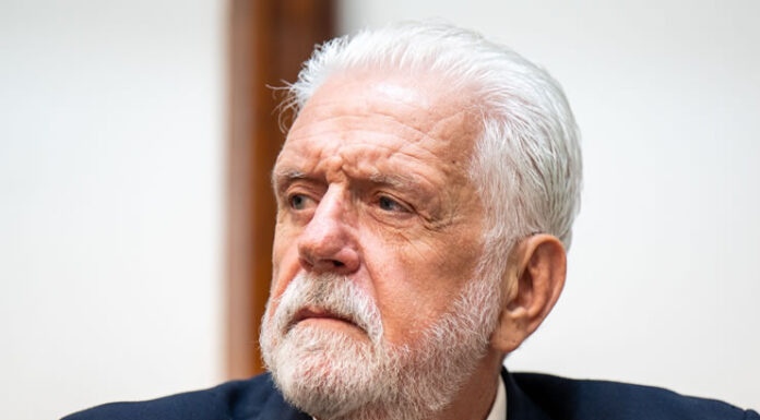 Estive com Daniel Vorcaro apenas duas vezes, diz Jaques Wagner sobre relação com banqueiro e fala sobre CredCesta