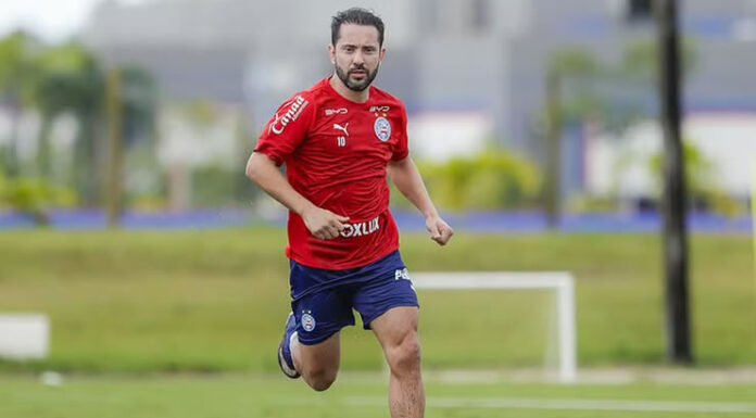 Everton Ribeiro volta a treinar normalmente no Bahia; meia pode ser novidade em amistoso de jogo no Maracanã