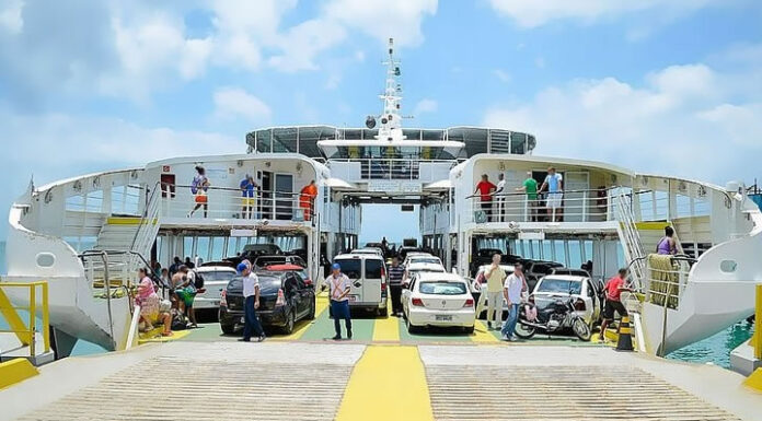 Ferry-Boat opera com quatro embarcações e registra movimento tranquilo nesta segunda-feira (6)