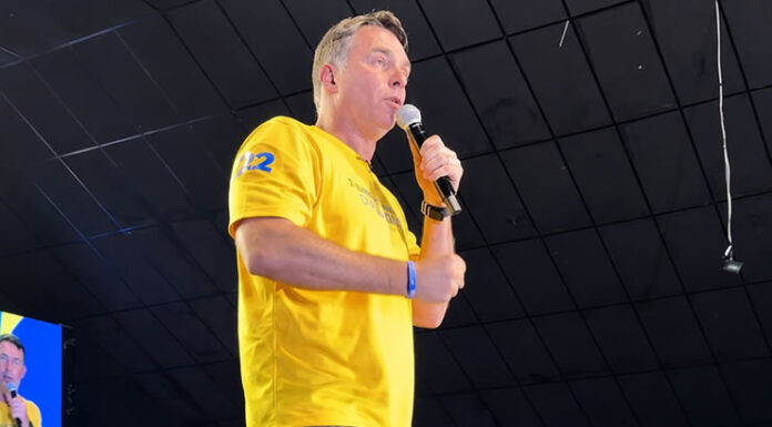 Após decisão sobre prisão domiciliar de Bolsonaro, Flávio chama Moraes de ‘sem alma’ em evento do PL no ES