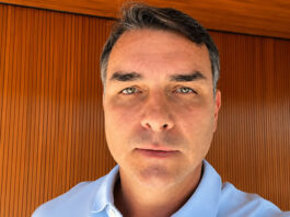 ‘Não sou perfeito’: Flávio Bolsonaro faz pedido público de desculpas à Michelle e reconhecer sua importância; veja mais