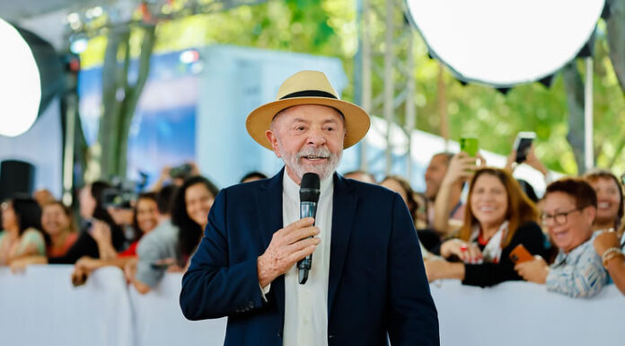 Lula fica fora do Top 10 dos políticos mais influentes do Instagram; direita domina ranking, mostra levantamento