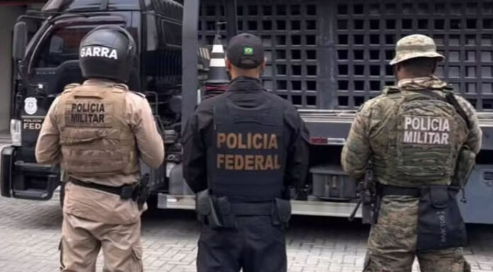 4 funcionários do Porto de Salvador e outra pessoa são presos em operação contra tráfico internacional de drogas
