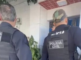 Homem entra na mira da polícia após jovem ser espancado e obrigado a correr sem roupas em via pública na Bahia