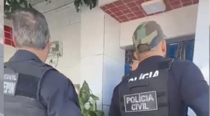 Homem entra na mira da polícia após jovem ser espancado e obrigado a correr sem roupas em via pública na Bahia