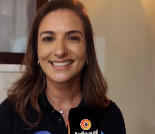 Em Cruz das Almas, Roberta Roma participa de encontro com lideranças e reforça projeto político para a Bahia
