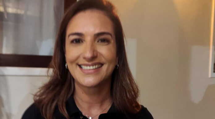 Em Cruz das Almas, Roberta Roma participa de encontro com lideranças e reforça projeto político para a Bahia