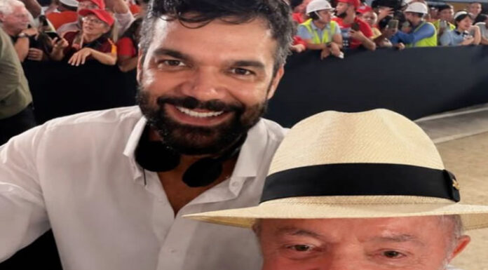 Rogério Andrade destaca emoção ao lado de Lula em assinatura da ordem de serviço da Ponte Salvador-Itaparica