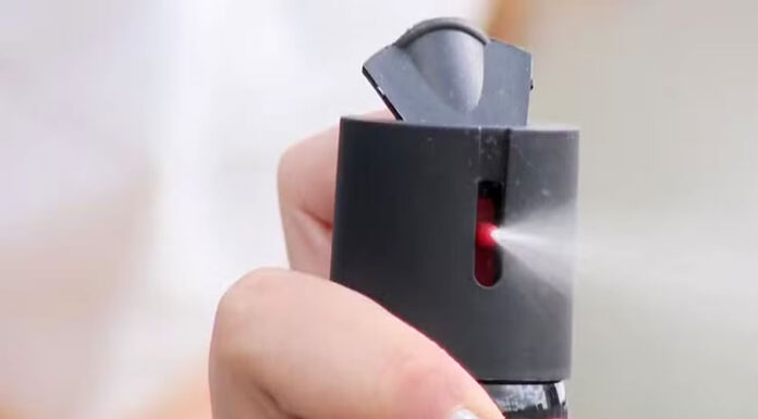 Governo federal já prepara regulamentação para a lei que autoriza uso de spray de pimenta por mulheres; veja